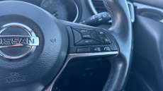 Nissan Qashqai 1.3 DiG-T Acenta Premium 5dr Petrol Hatchback